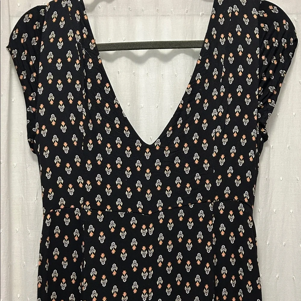 Urban Outfitters Malena Feminine Flare Low Cut Midi Dress - Picture 14 of 15